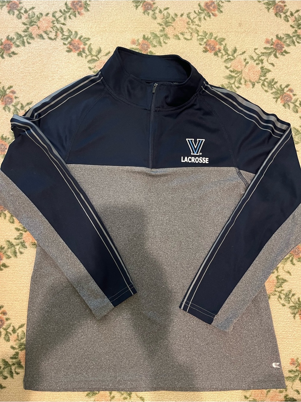 Colosseum Navy & Black Youth Pullover